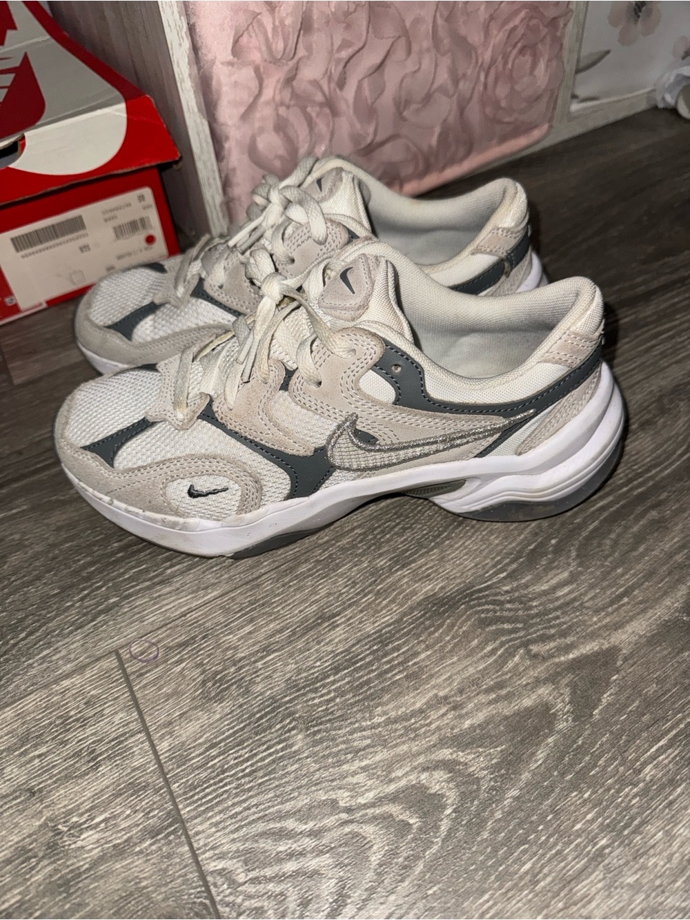 Nike Women's White and Gray Mesh Sport Sneakers